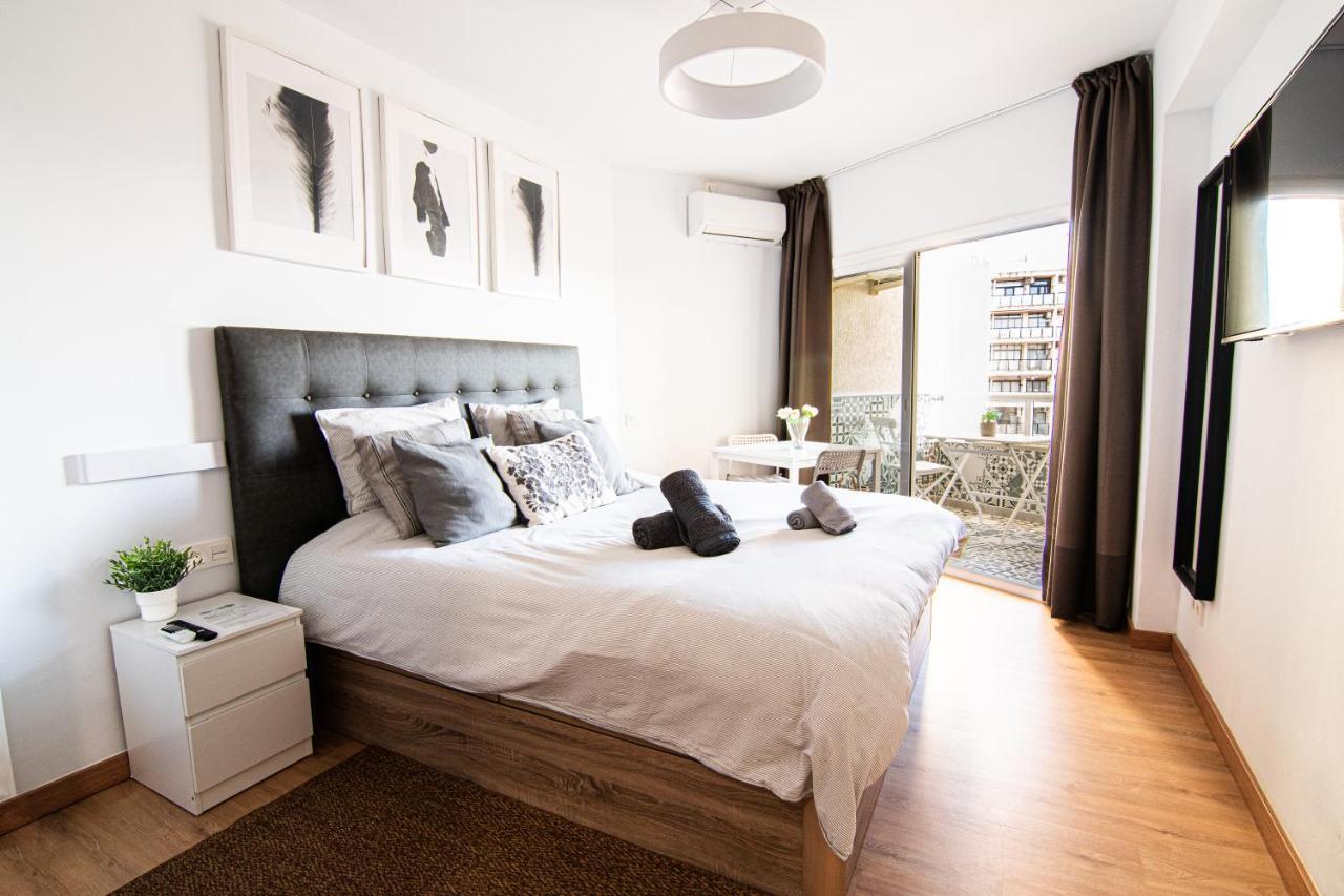 Apartment Puerto Marina - First Line Beach - Benalmadena - Malaga المظهر الخارجي الصورة