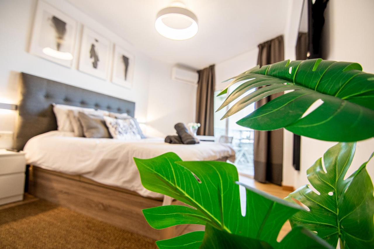 Apartment Puerto Marina - First Line Beach - Benalmadena - Malaga المظهر الخارجي الصورة